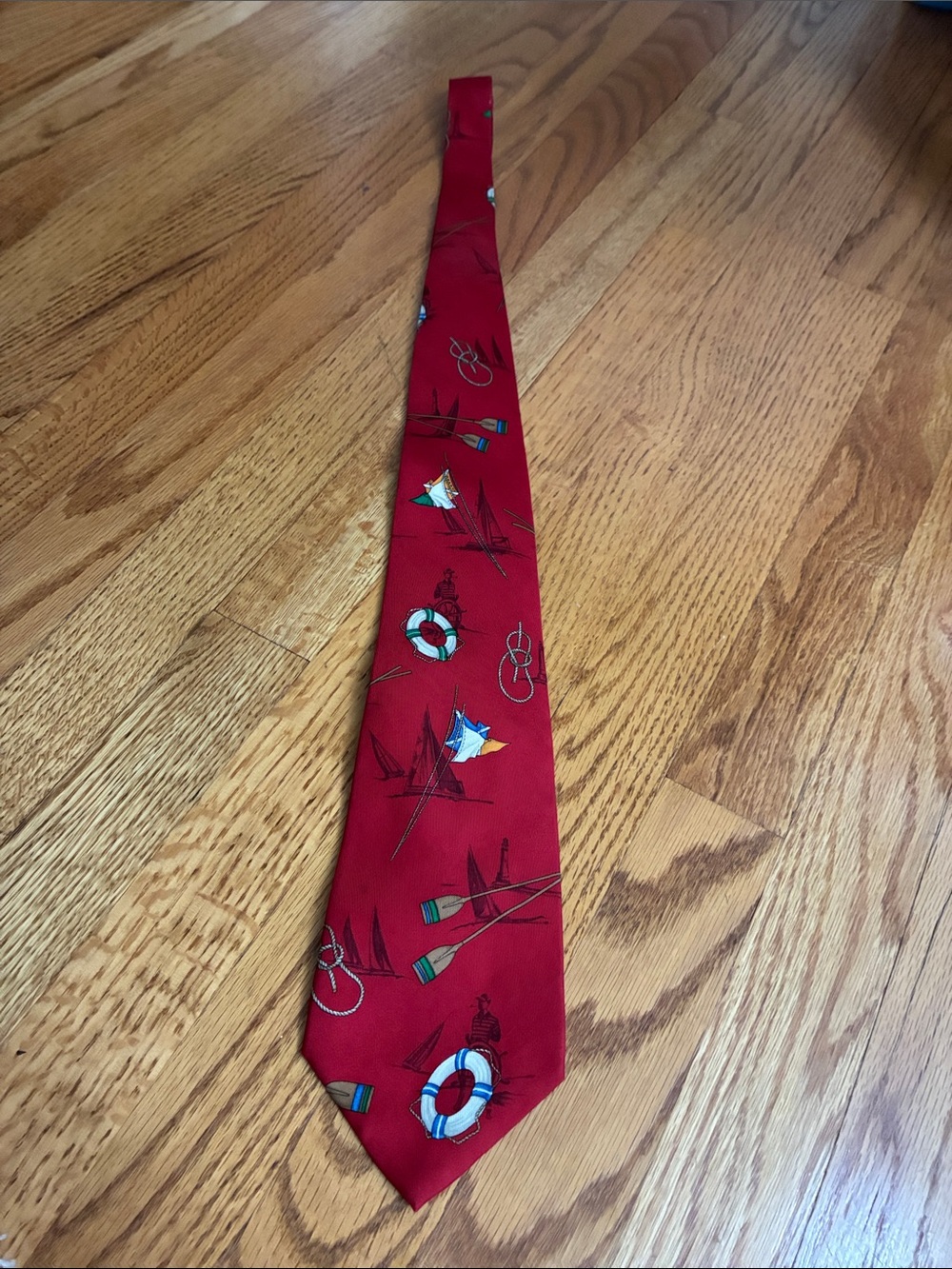 Red Nautical Pattern Men's Tie - Classic Silk-Look Accessory